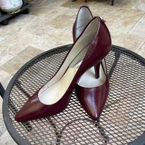 MK heels worn few times. Almost new.